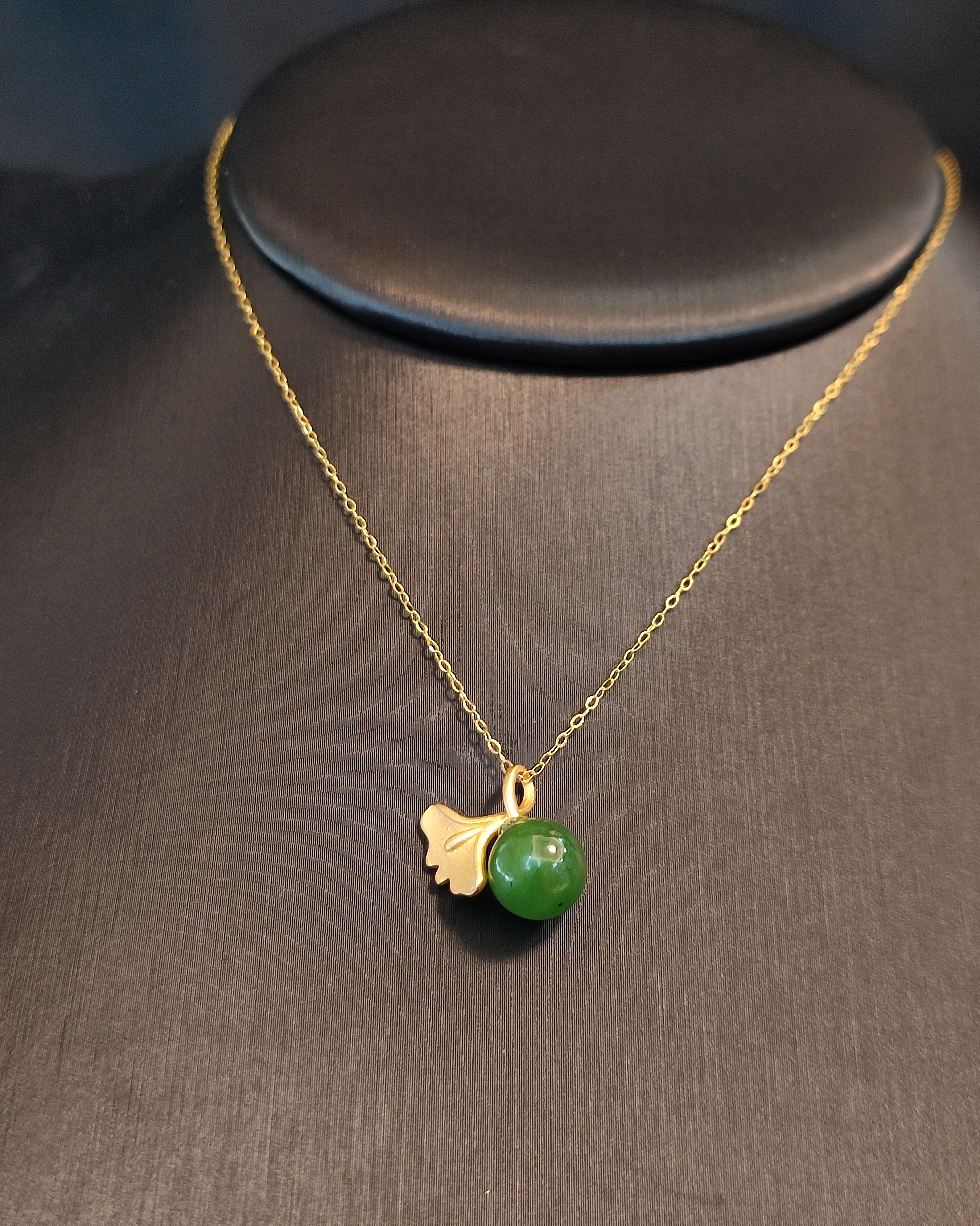 Mặt Dây Chuyền Hạt Ngọc Tam Thái Lục