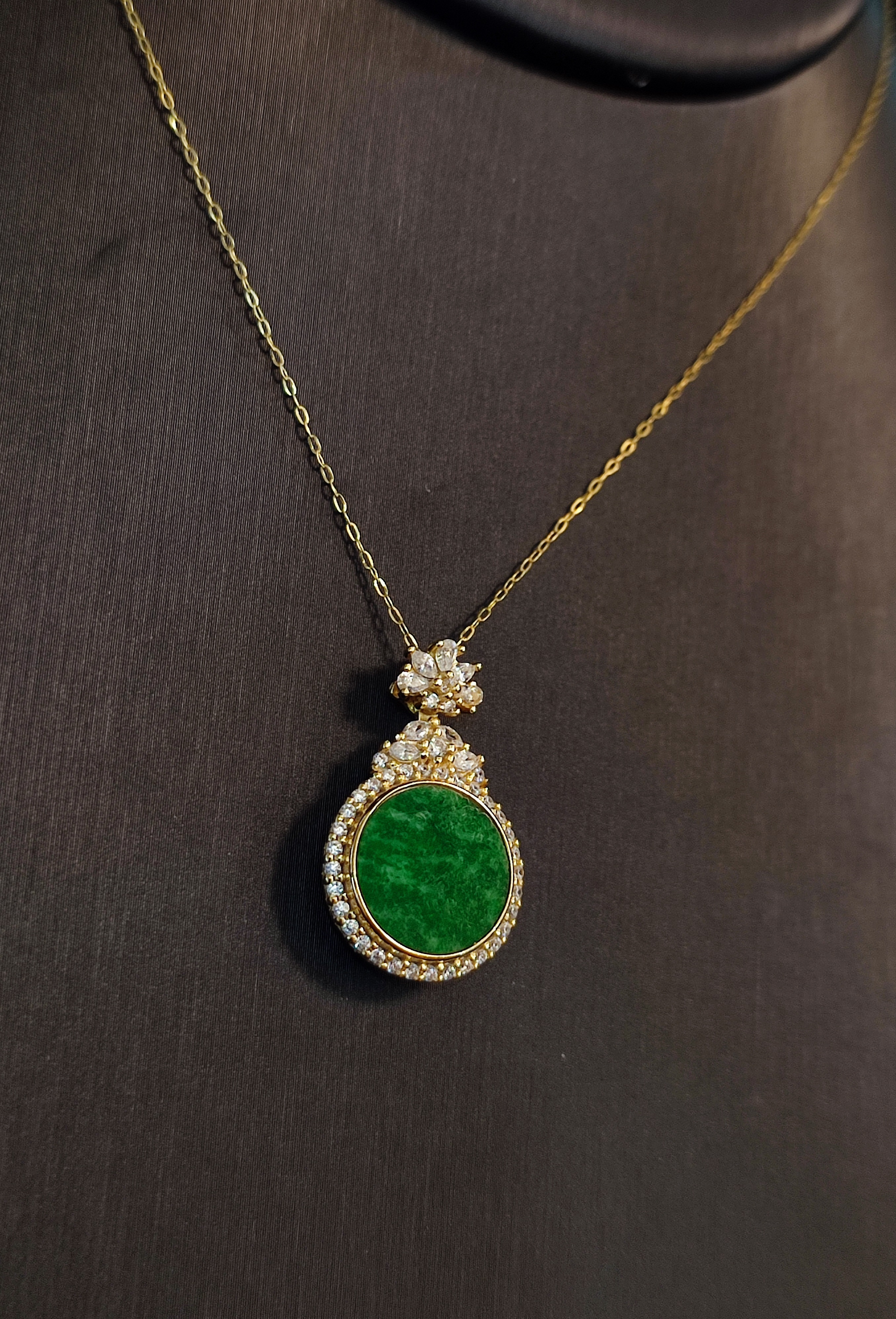 Dây Chuyền Màu Xanh Can Thanh